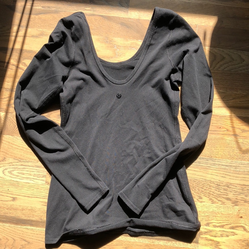 Black luon long sleeve tight scoop neck shirt